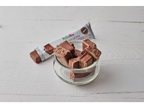 KetoMix Proteinová tyčinka s příchutí čokolády 40 g KetoMix Proteinová tyčinka s příchutí čokolády 40 g